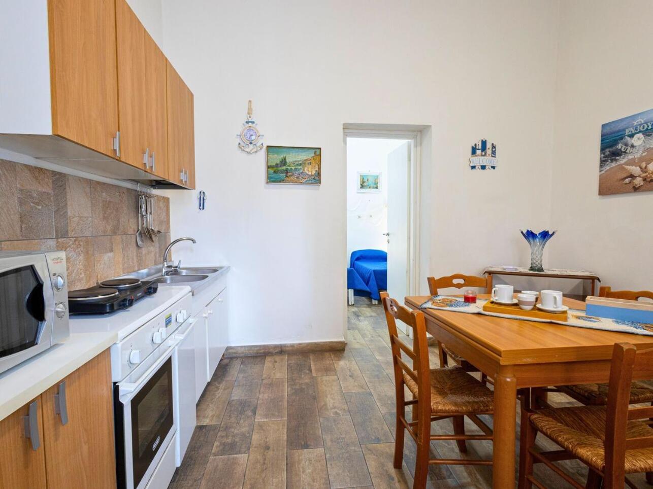 Lovely Apartment In Palermo-Sferracavallo Exterior foto